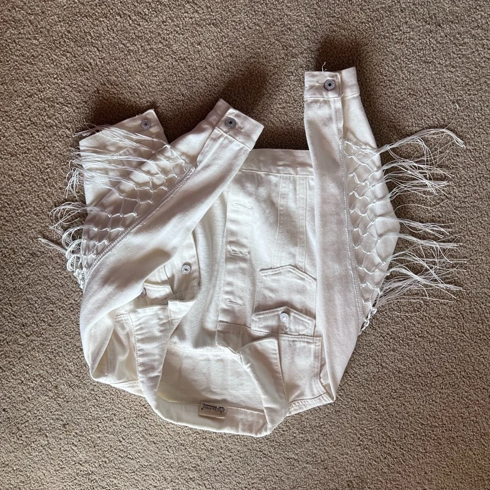 Bride Jacket - Picture 7 of 7